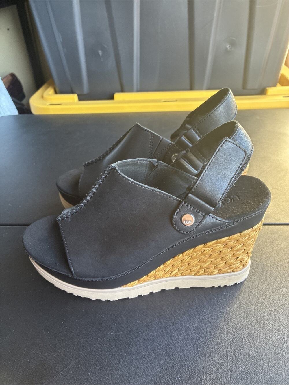 UGG Women's Abbot Adjustable Slide platform Wedge sandal Black, Size 9 Fast Ship